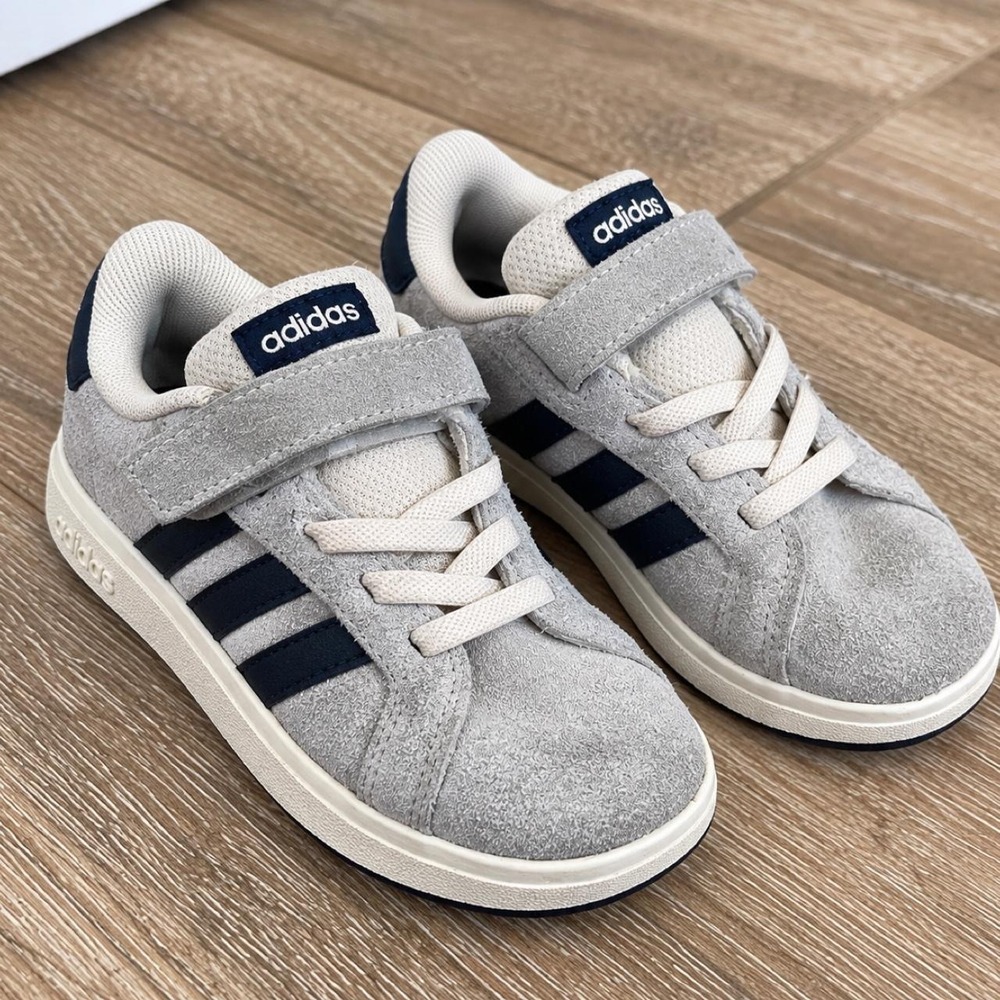 Adidas Grand Court 2.0 Kids Gray Suede Sneakers – Size 9K
